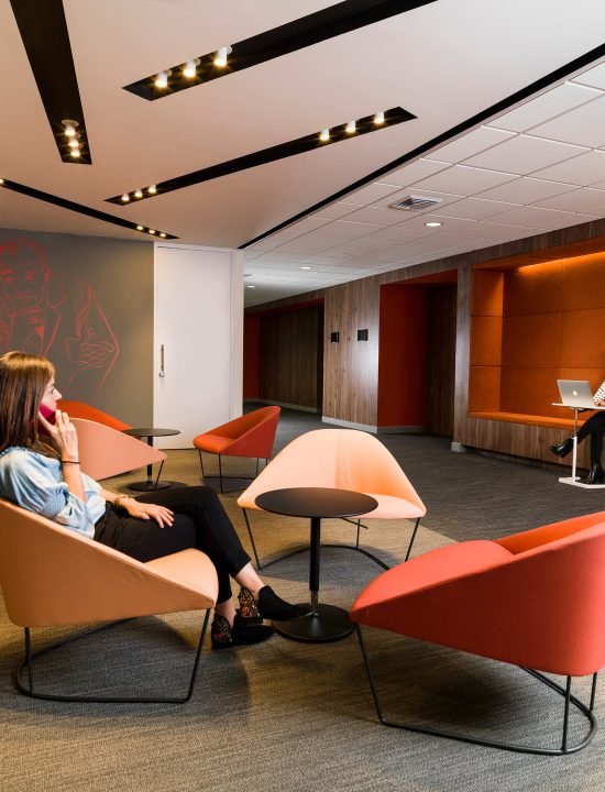 Arper_COLINA_PIX_Johnson_Johnson_2019_10742